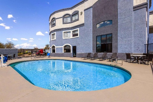 Days Inn & Suites by Wyndham Tucson/Marana image 21
