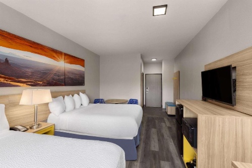 Days Inn & Suites by Wyndham Tucson/Marana image 29