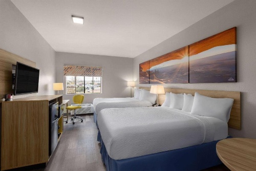 Days Inn & Suites by Wyndham Tucson/Marana image 32